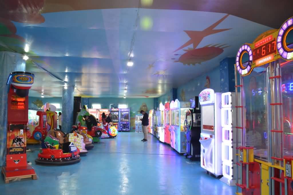 Family Entertainment Centers Game Machine Supplier