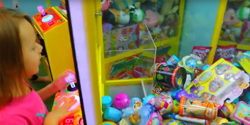 children's mini claw machine